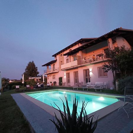 Domus Langhe B&B Treiso Bagian luar foto