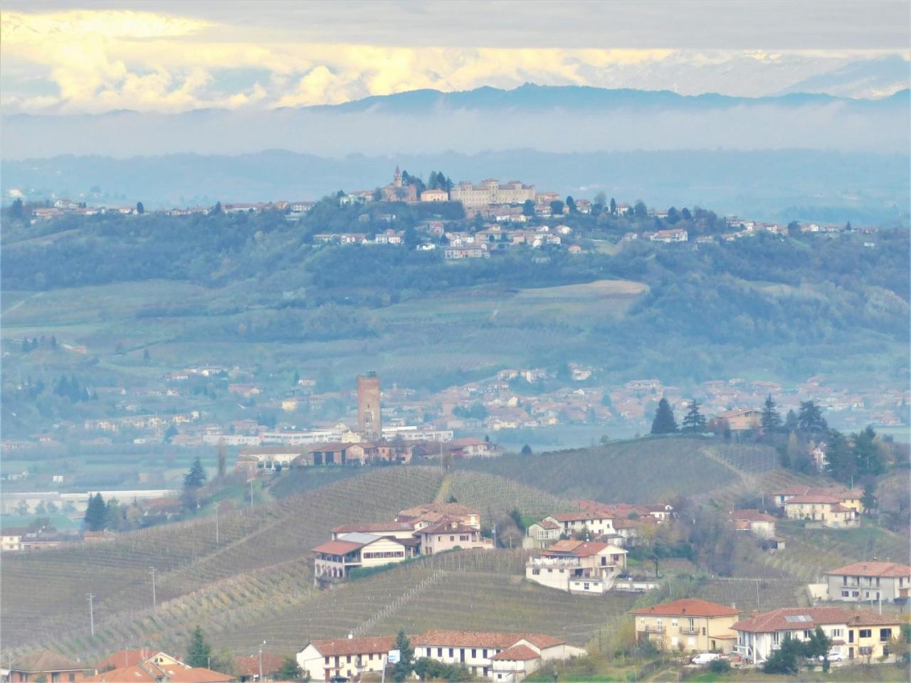 Domus Langhe B&B Treiso Bagian luar foto